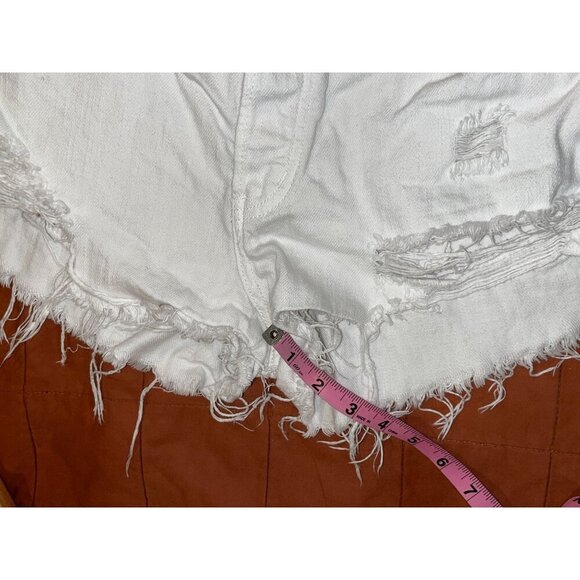 Free People We The Free White Frayed Hem Women's Denim Shorts Size 27 Womens - Picture 7 of 7